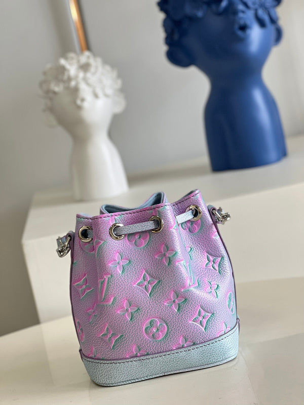 Alice Bags- Louis Vuittons  - 16466
