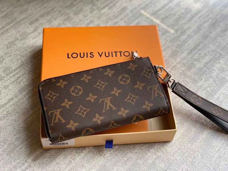 Alice Bags- Louis Vuittons  - 16324