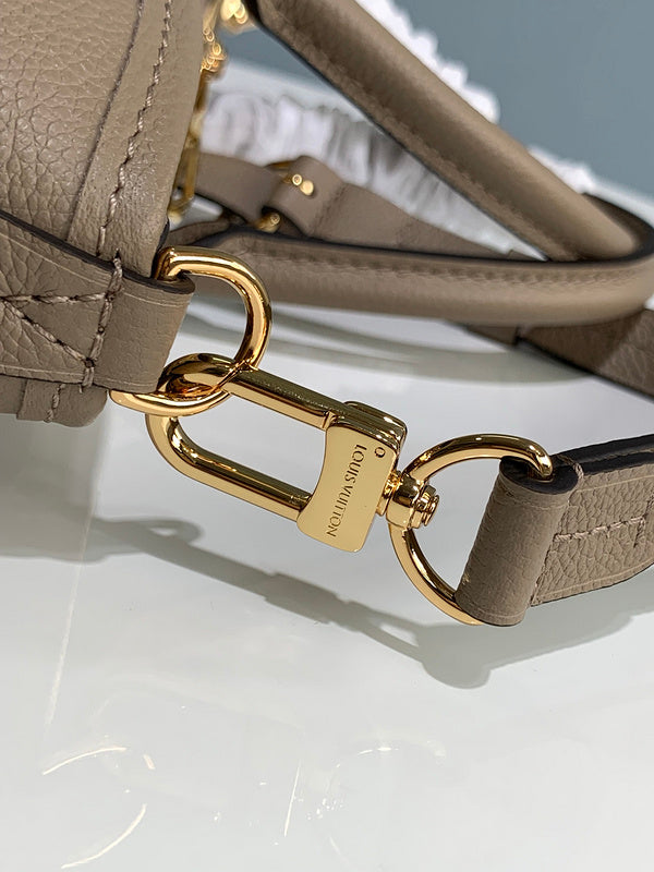 Alice bags - Louis Vuittons  - 15408