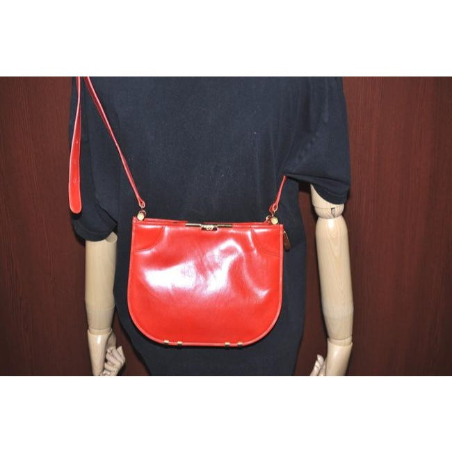Gucci True Red Micro Guccissima Leather Bucket Bag