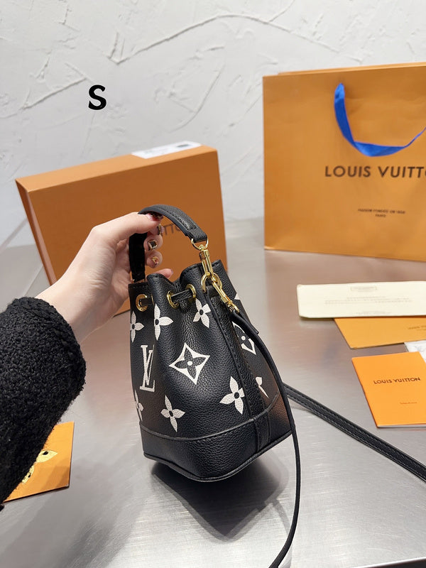 Alice bags - Louis Vuittons  - 15135