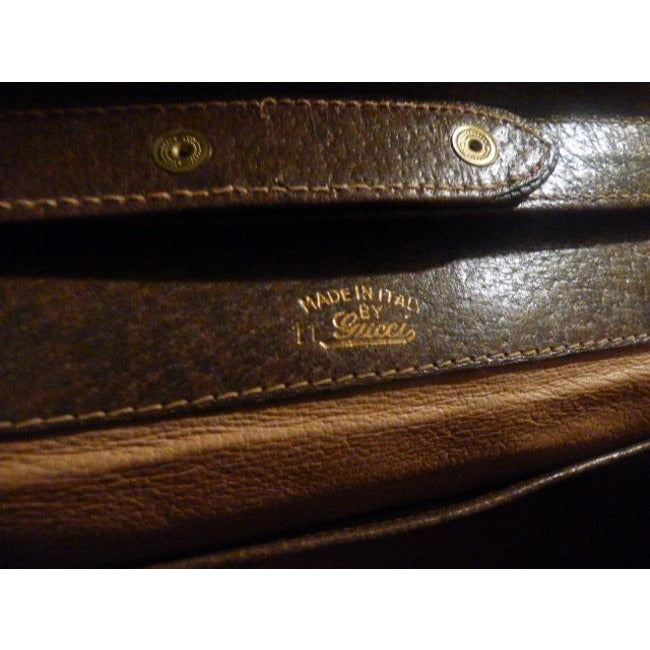 Gucci Vintage Brown Leather With Bold Gold Boot Clasp Shoulder Bag