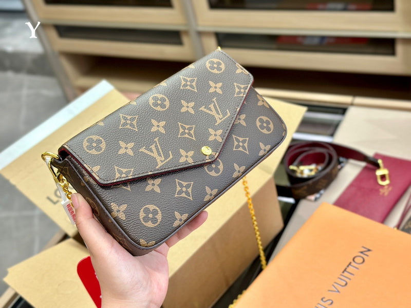 Alice bags - Louis Vuittons  - 15090