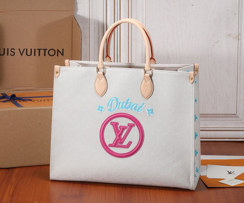 Alice Bags- Louis Vuittons  - 16522