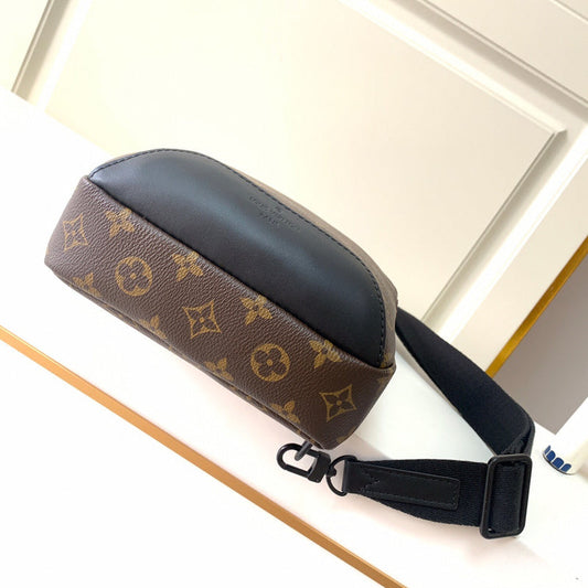 Alice Bags- Louis Vuittons  - 16089