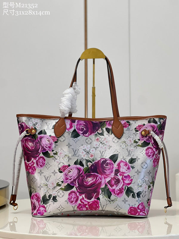 Alice Bags- Louis Vuittons  - 16205