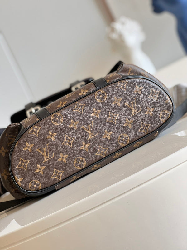 Alice Bags- Louis Vuittons  - 16256