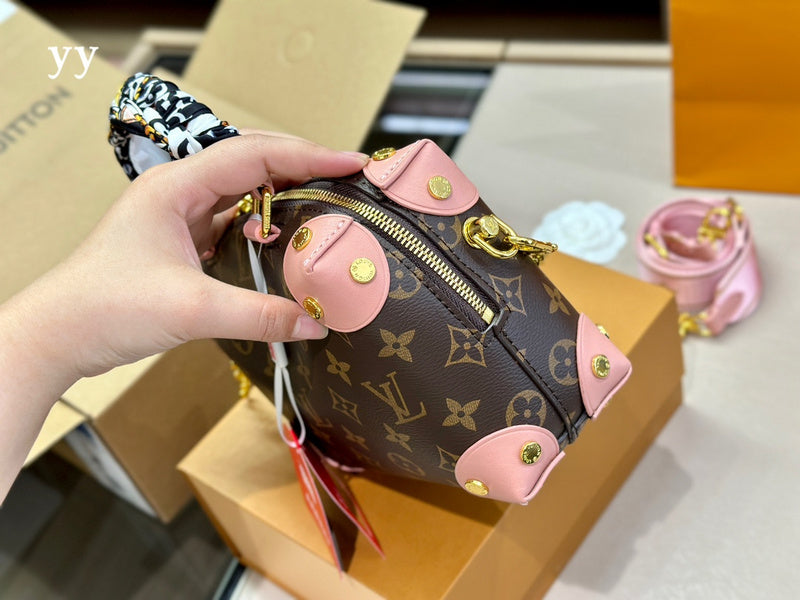 Alice bags - Louis Vuittons  - 14995