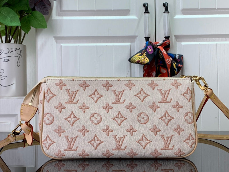 Alice Bags- Louis Vuittons  - 16381