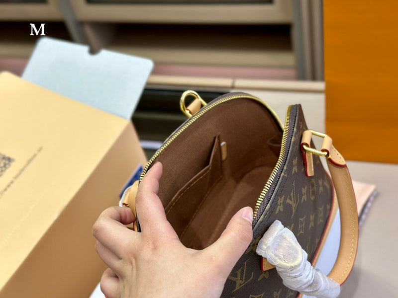 Alice bags - Louis Vuittons  - 15013