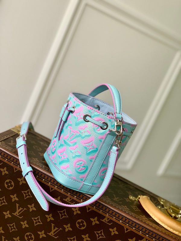 Alice Bags- Louis Vuittons  - 16482