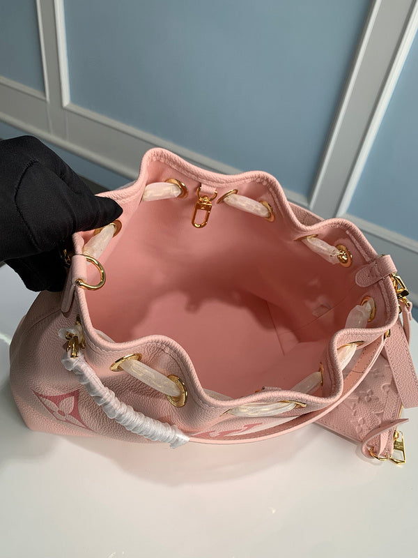 Alice bags - Louis Vuittons  - 15169