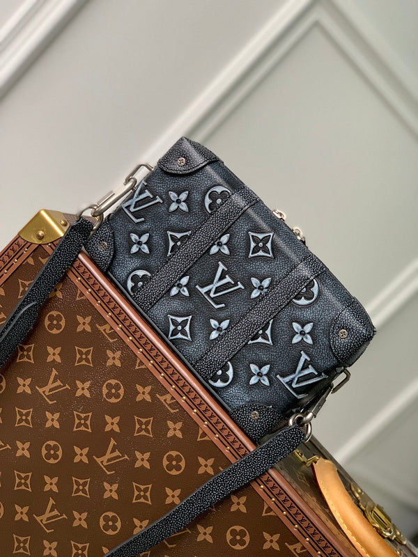 Alice Bags- Louis Vuittons  - 16045