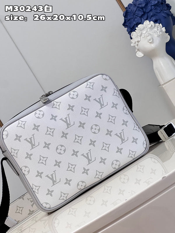 Alice bags - Louis Vuittons  - 15387