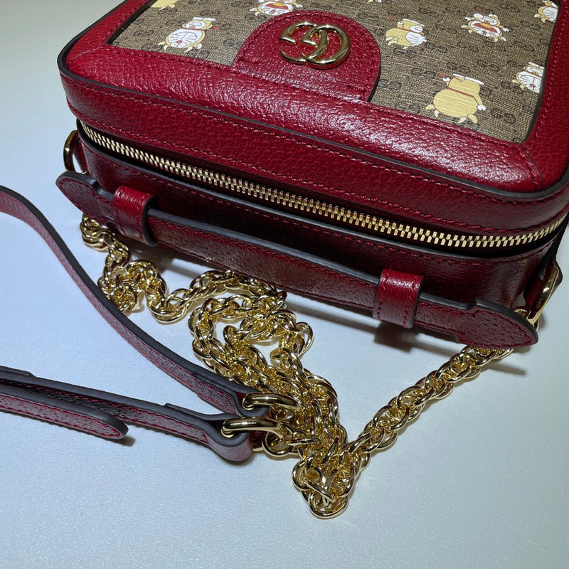 Gucci   Luxury Bags  1290