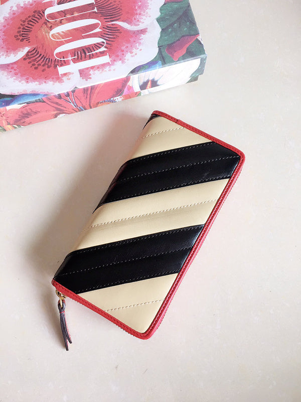 Gucci   Luxury Bags  1369