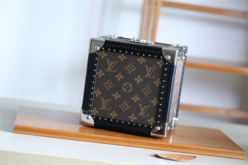 Alice bags - Louis Vuittons  - 9535