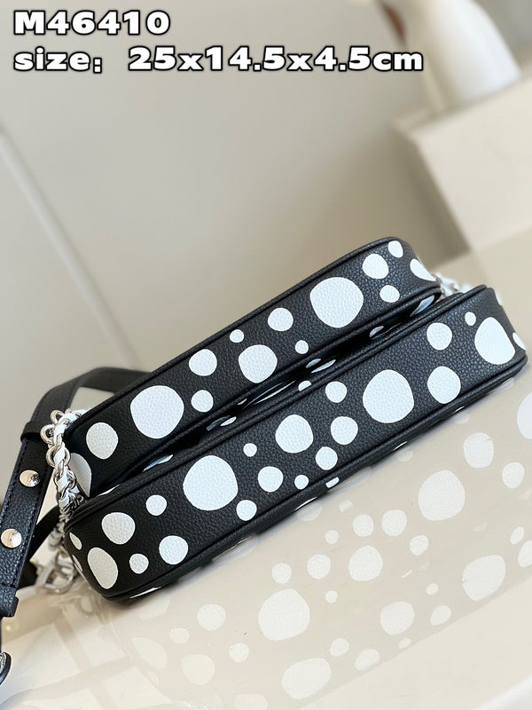 Alice Bags- Louis Vuittons  - 15914