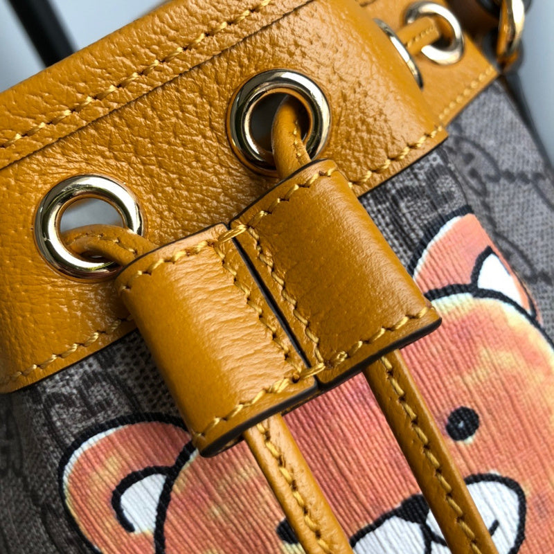 Gucci   Luxury Bags  981