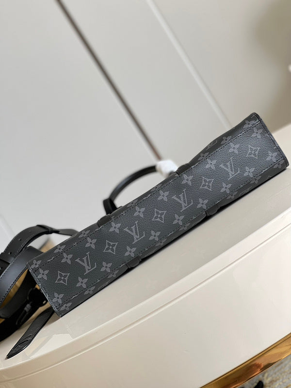 Alice Bags- Louis Vuittons  - 16615