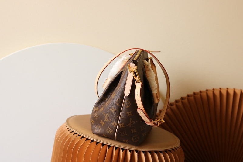Alice  Bags- Louis Vuittons  - 16144