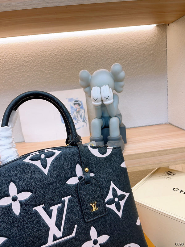 Alice bags - Louis Vuittons  - 14979