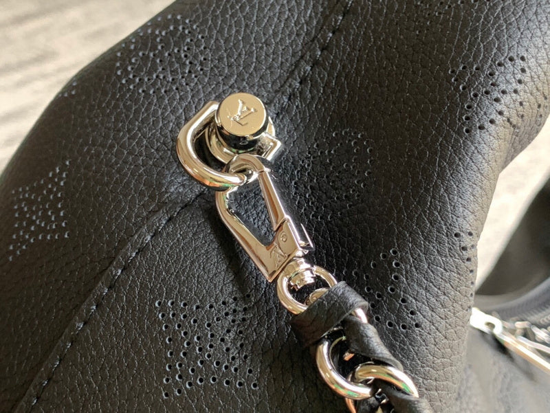 Alice Bags- Louis Vuittons  - 16384