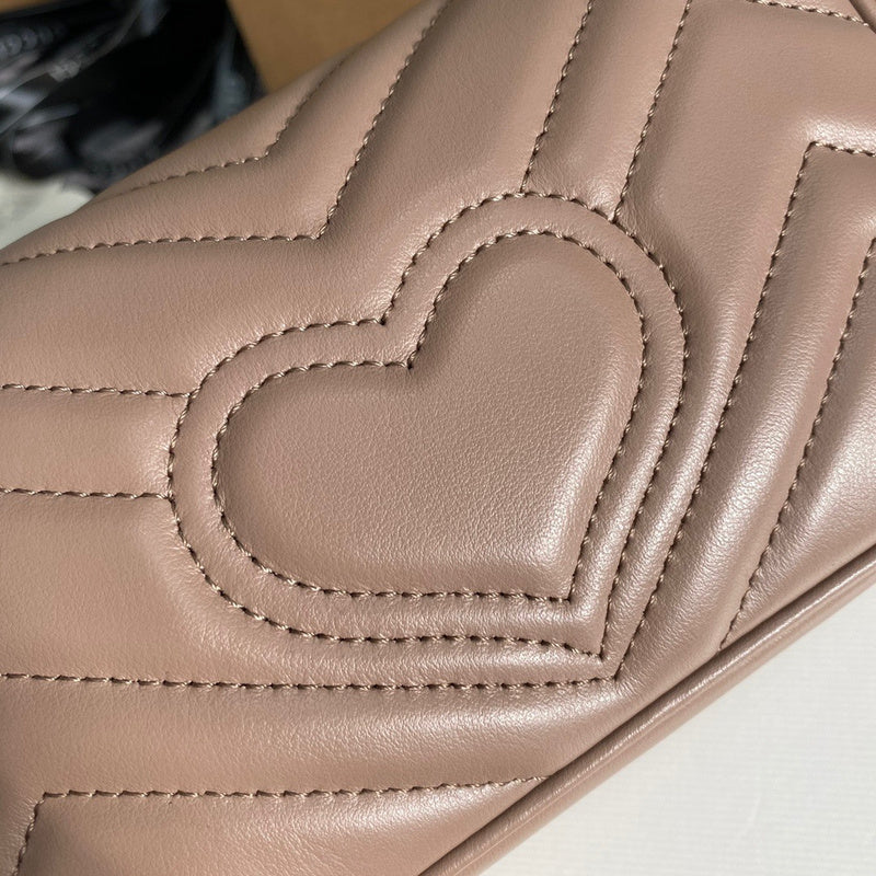 Gucci   Luxury Bags  1147
