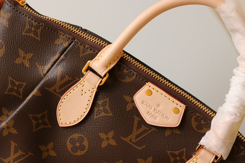 Alice Bags- Louis Vuittons  - 16146