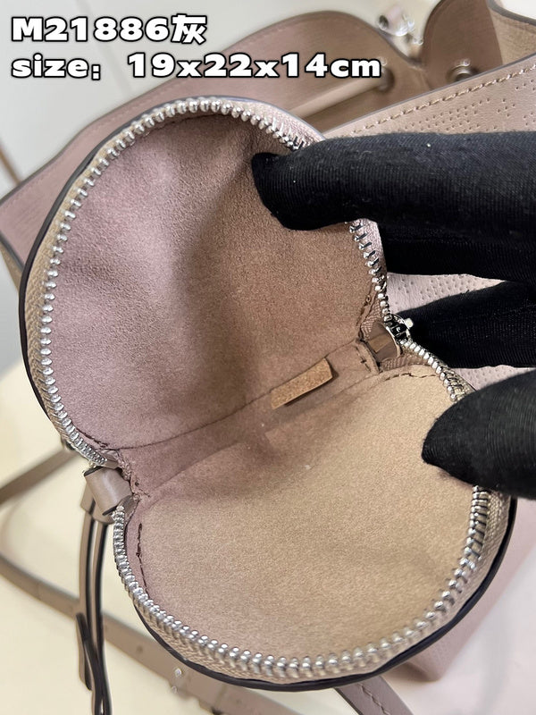 Alice bags - Louis Vuittons  - 15774
