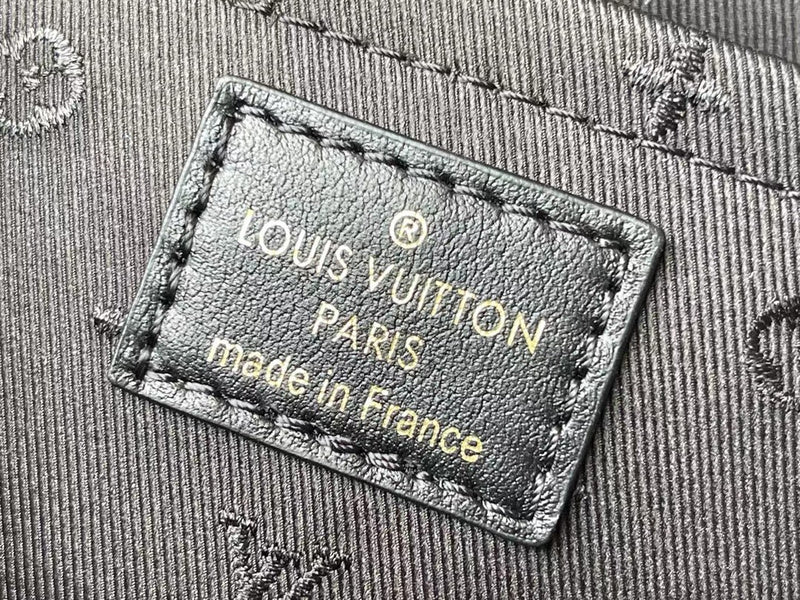 Alice Bags- Louis Vuittons  - 16618