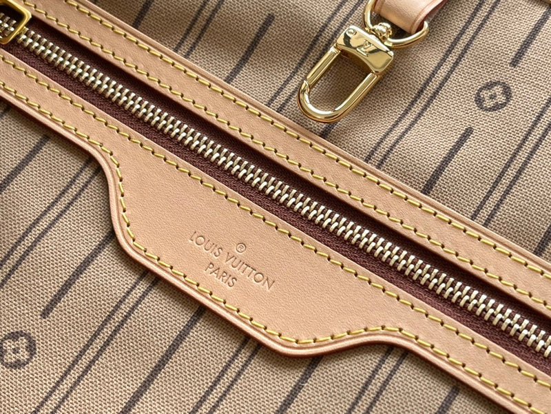 Alice bags- Louis Vuittons  - 16811