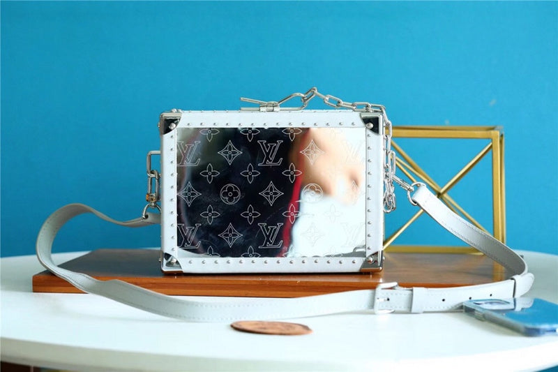 Alice bags - Louis Vuittons  - 10165