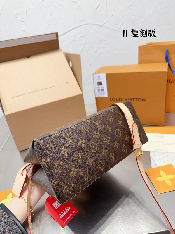 Alice bags - Louis Vuittons  - 15120