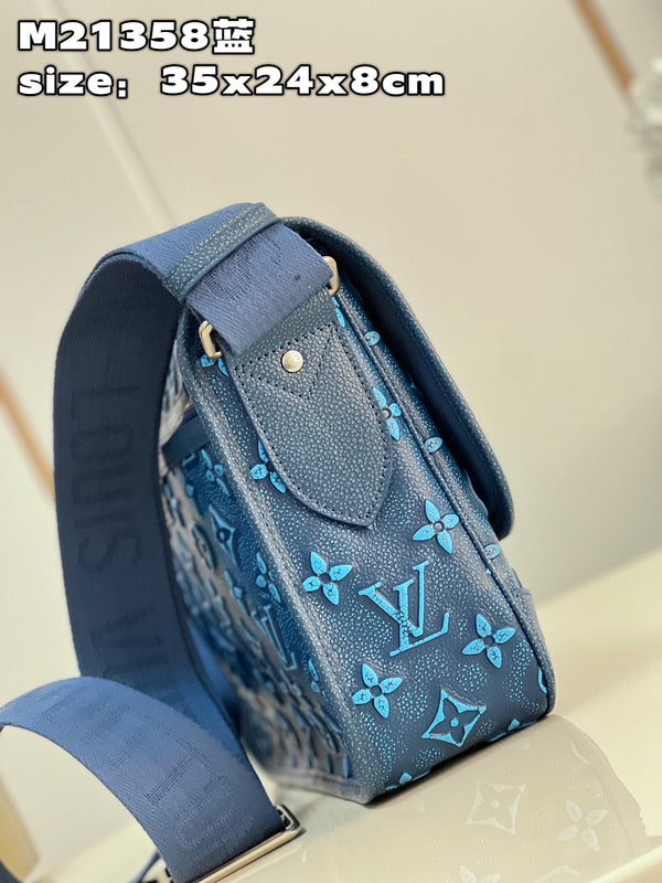 Alice Bags- Louis Vuittons  - 15939