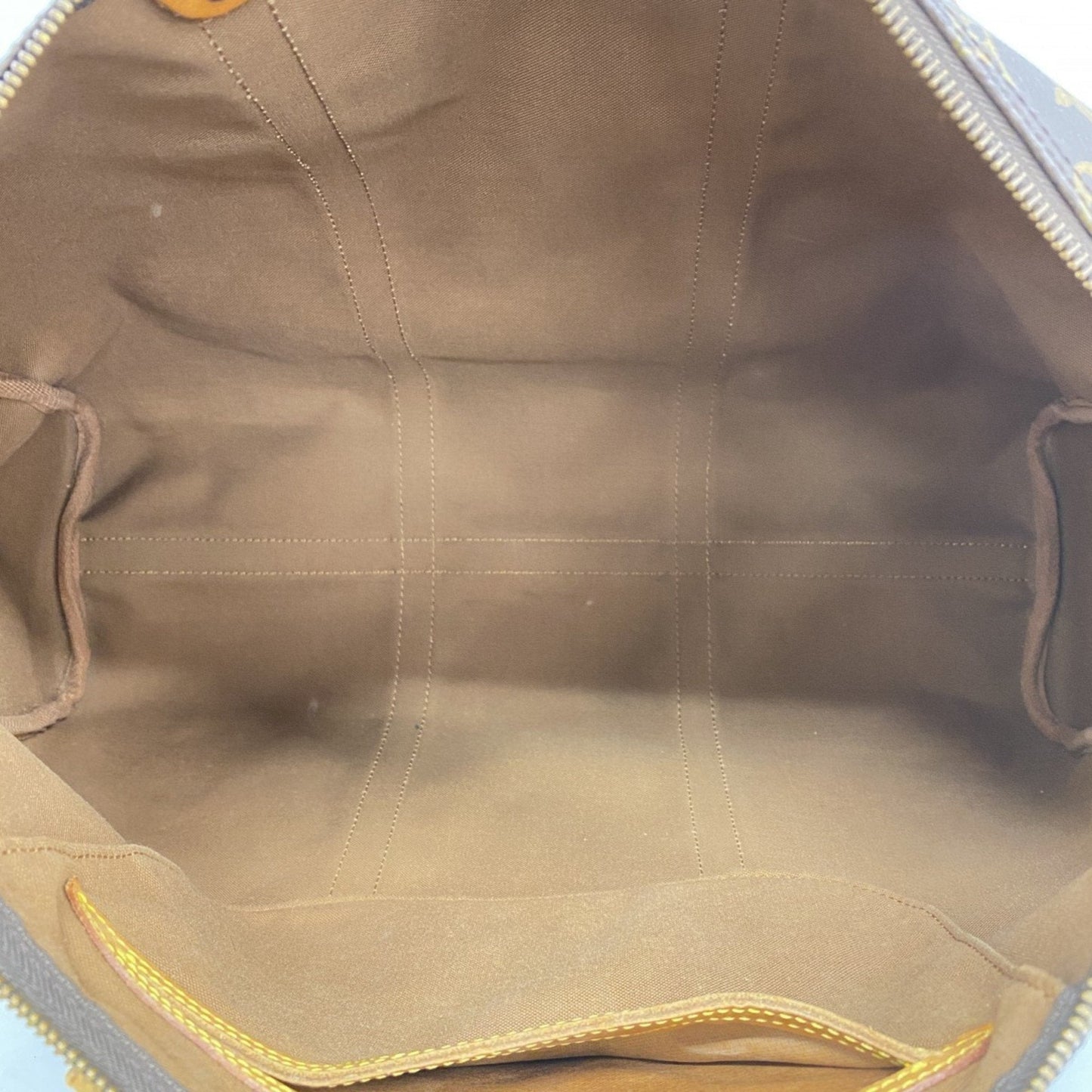Louis Vuitton  Shoulder Bag