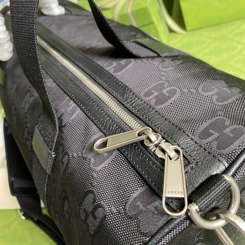Gucci   Luxury Bags  996