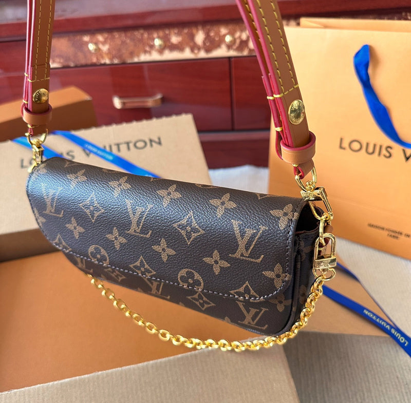 Alice bags - Louis Vuittons  - 14851