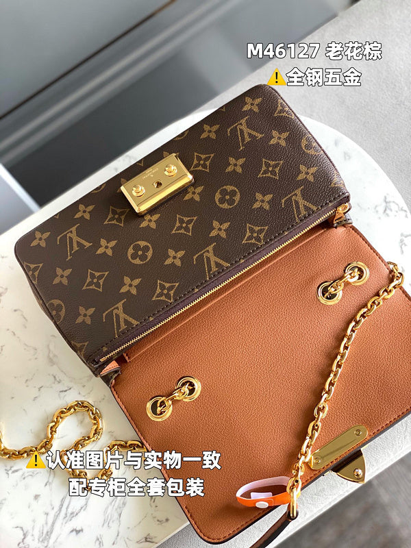 Alice Bags- Louis Vuittons  - 15952