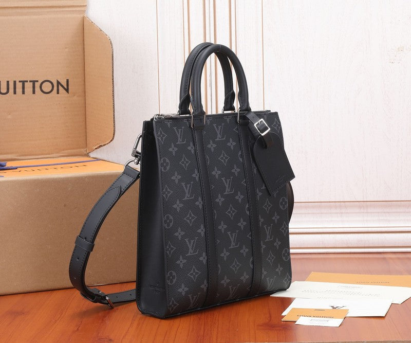 Alice Bags- Louis Vuittons  - 16519