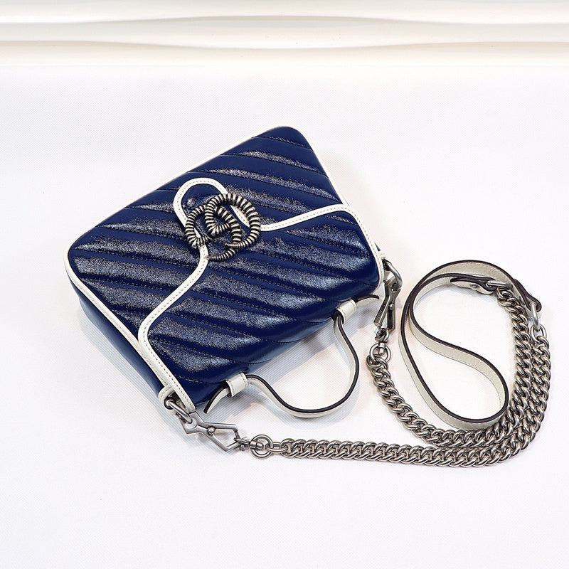 Gucci   Luxury Bags  1099