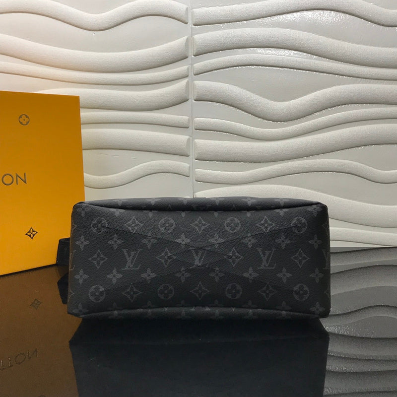 Alice Bags- Louis Vuittons  - 16554