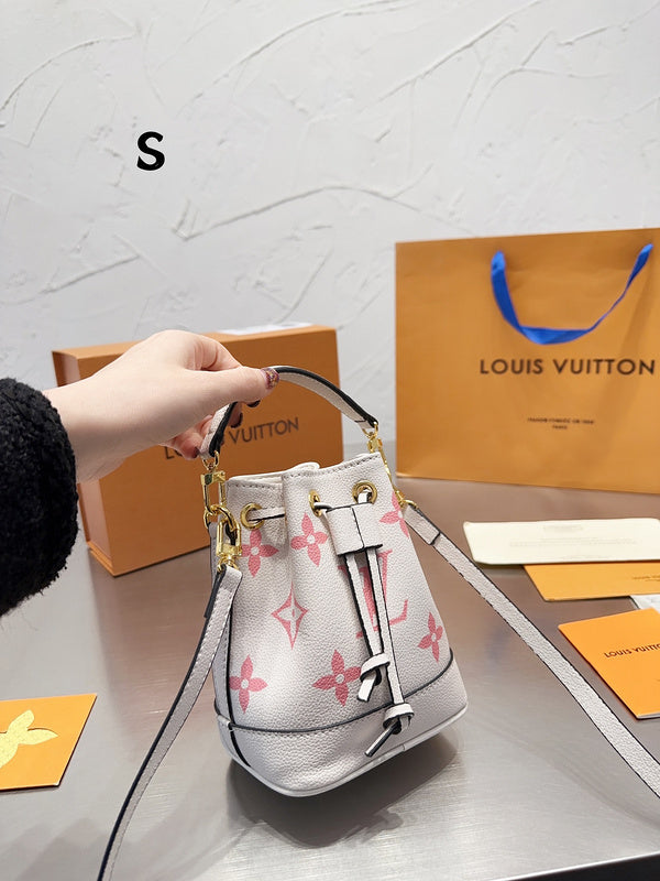 Alice bags - Louis Vuittons  - 15134