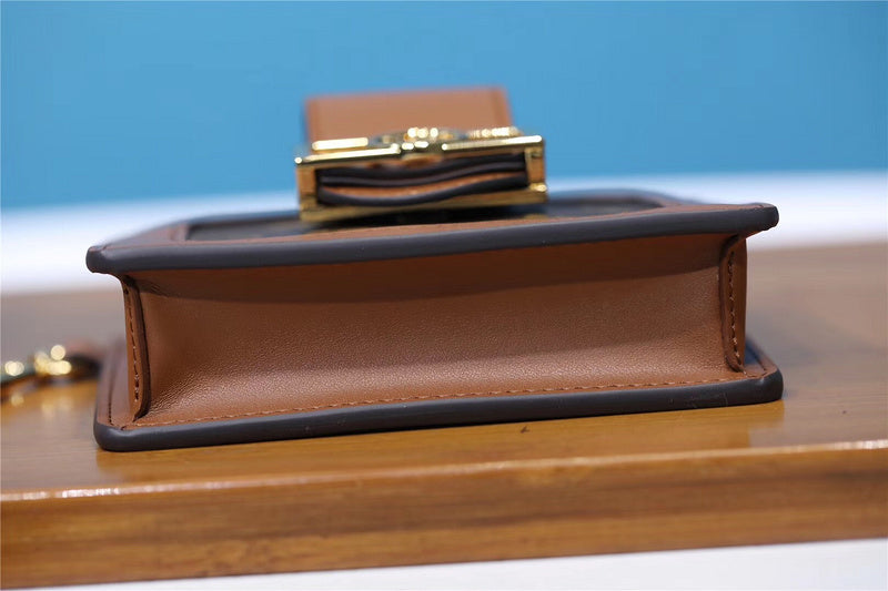 Alice bags - Louis Vuittons  - 9197