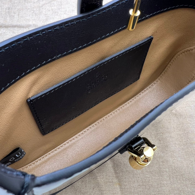 Gucci  Luxury -  Bags - 523