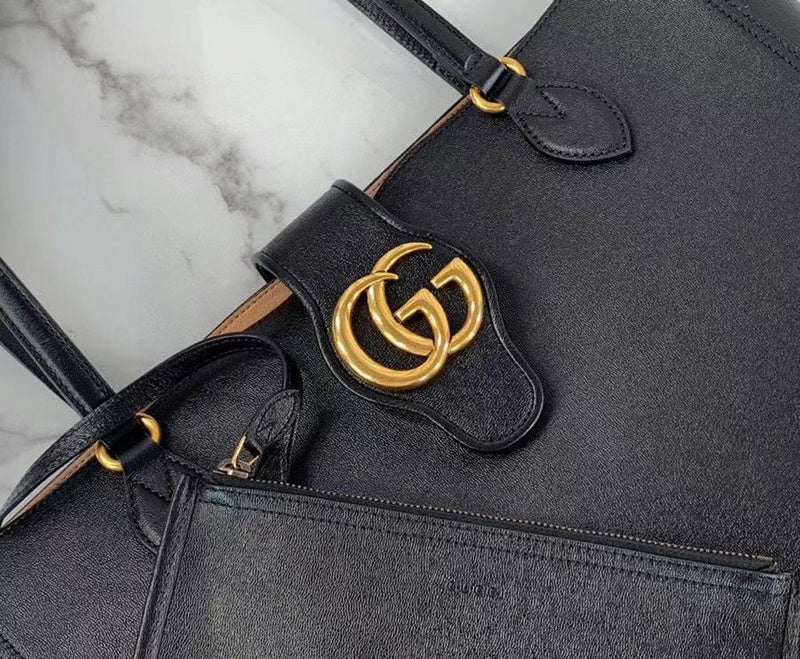 Gucci   Luxury Bags  1011