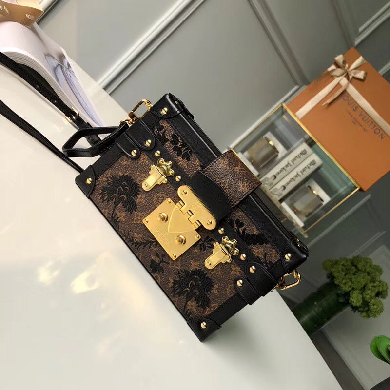 Alice bags - Louis Vuittons  - 15594