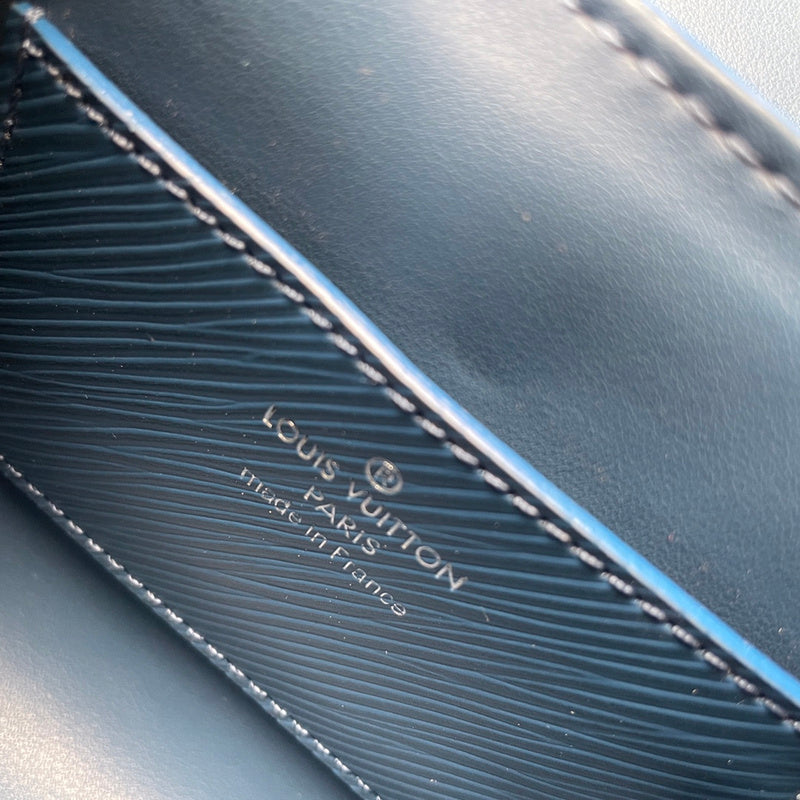 Alice Bags- Louis Vuittons  - 15880