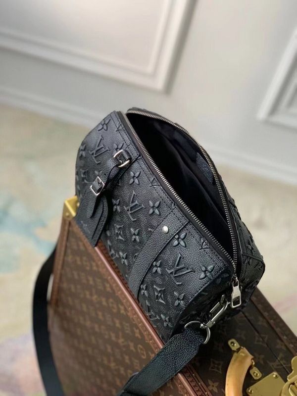 Alice Bags- Louis Vuittons  - 15960