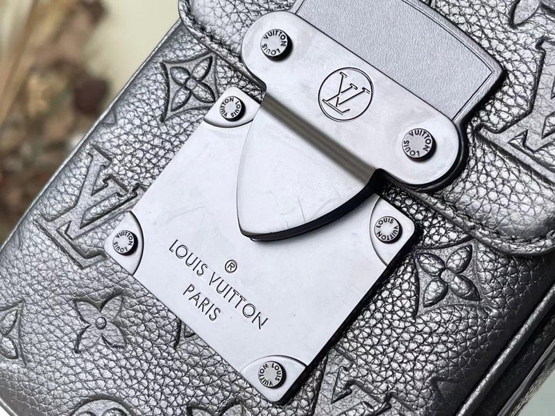 Alice Bags- Louis Vuittons  - 16480